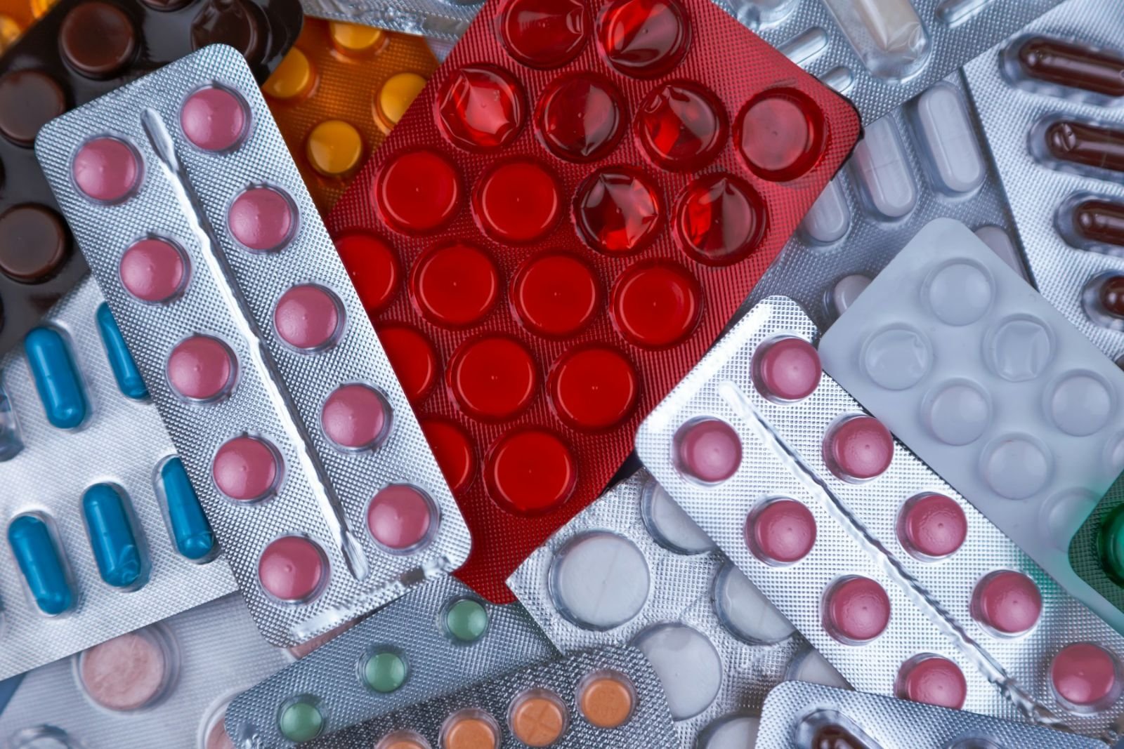 Pharmaceutical blister packs
